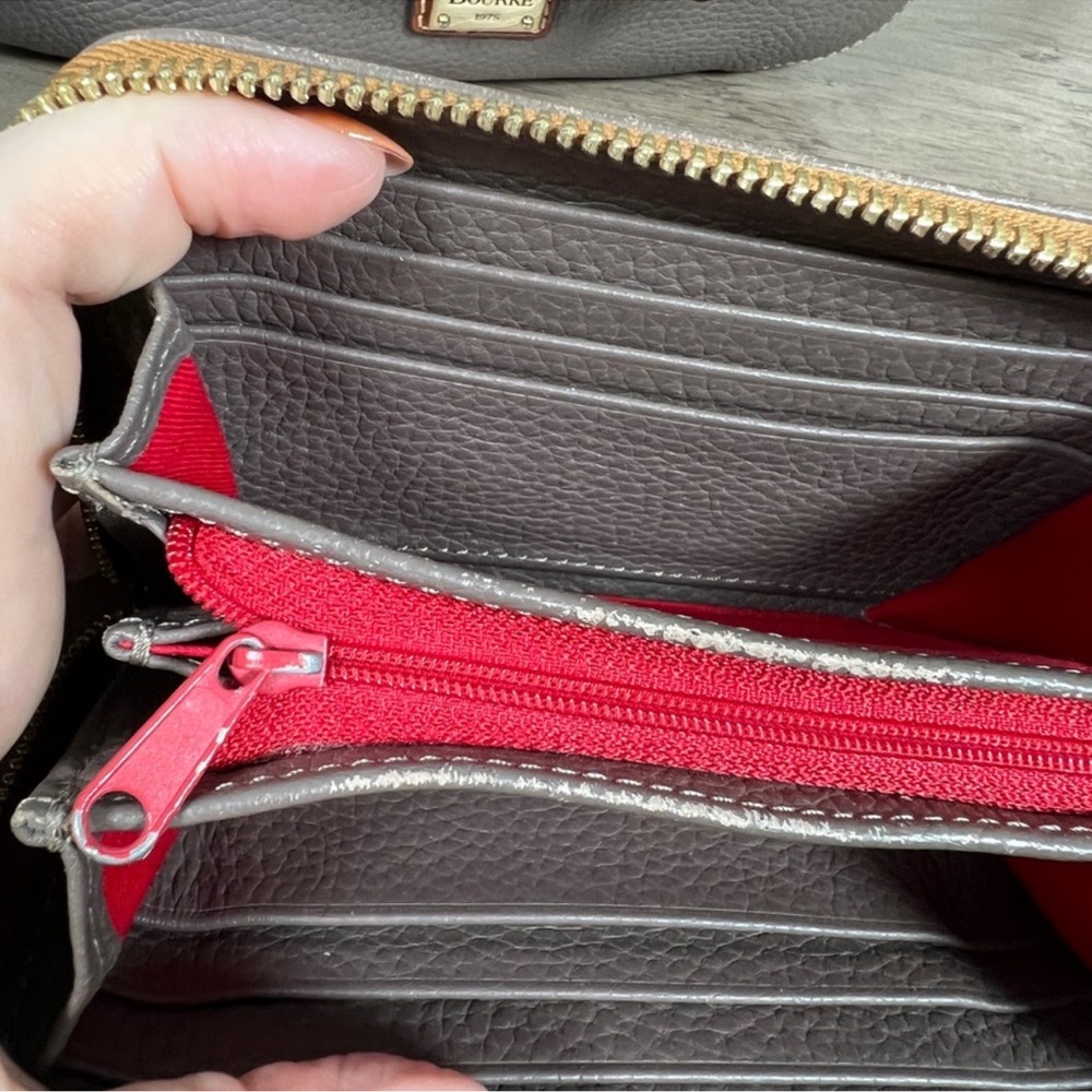 Dooney & Bourke Taupe Pebbled Leather Zip Wallet with Brown Trim - Picture 2 of 2